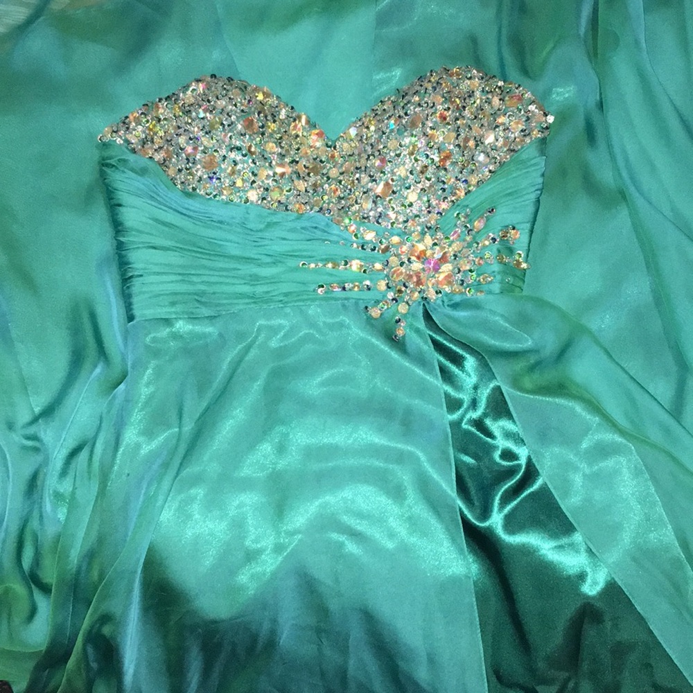Long turquoise fancy dress